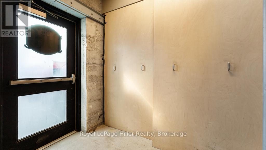 21 Market Place, Stratford, Ontario  N5A 1A4 - Photo 39 - X12447018