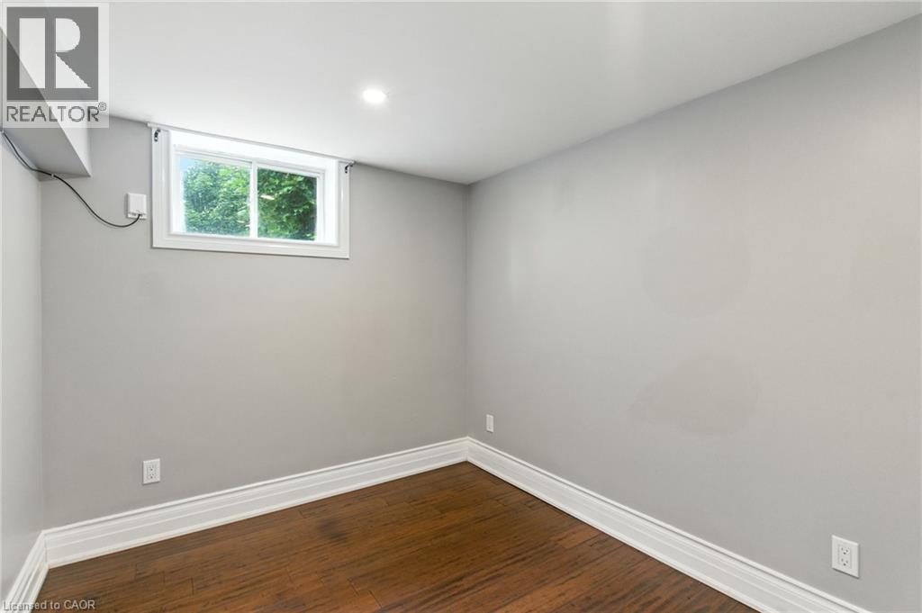 417 East 37th Street, Hamilton, Ontario  L8V 4B7 - Photo 27 - 40776567