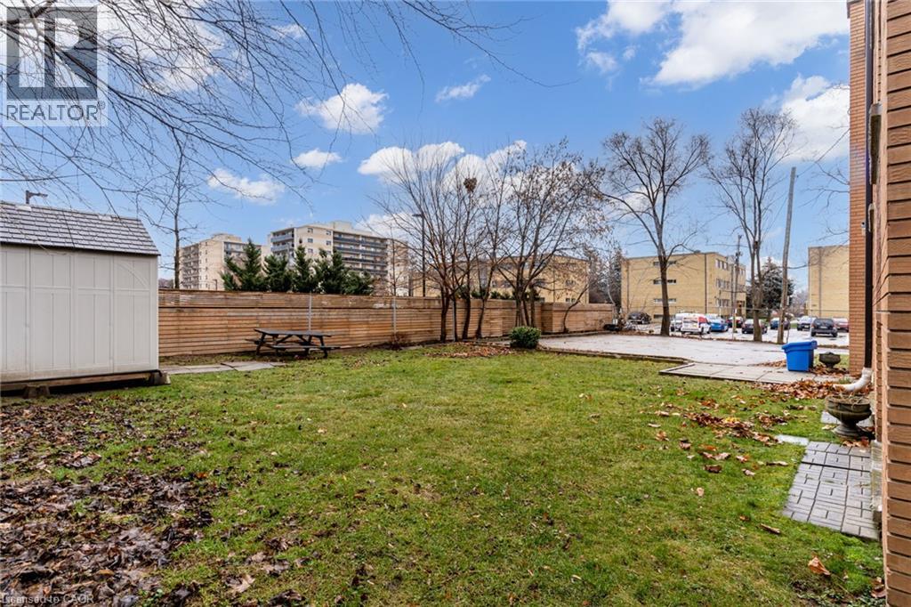 807 Robinson Street Unit# B, Burlington, Ontario  L7R 2L4 - Photo 12 - 40776657