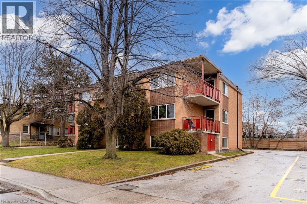 807 Robinson Street Unit# B, Burlington, Ontario  L7R 2L4 - Photo 2 - 40776657