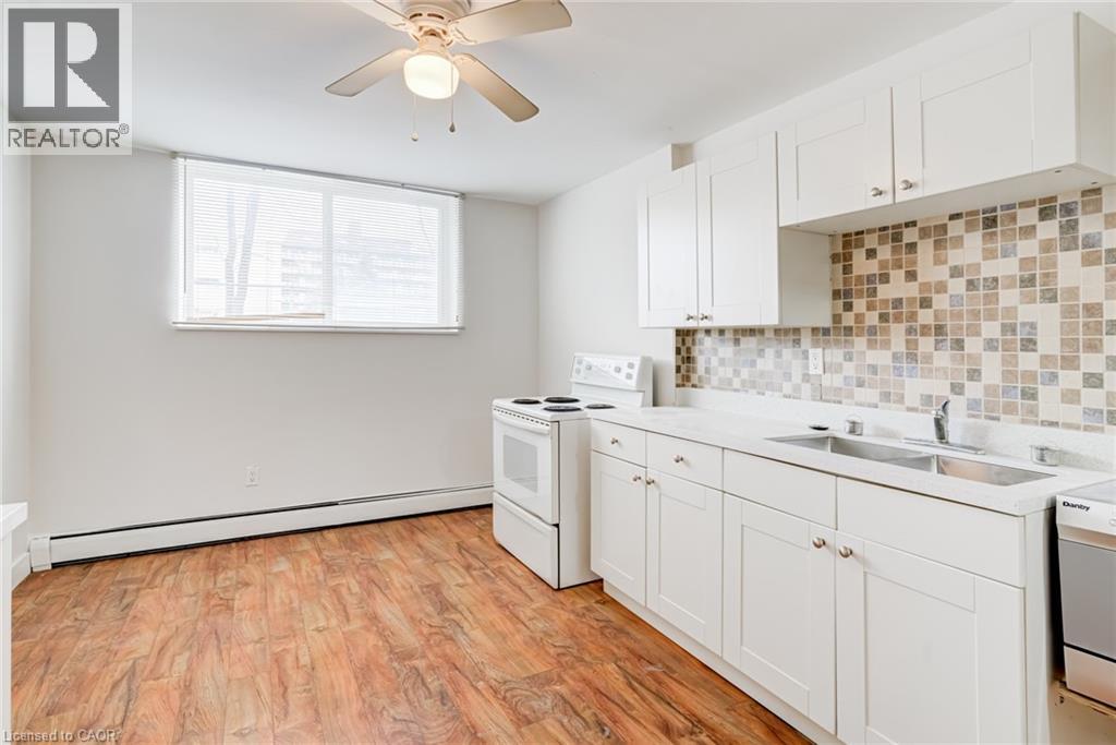 807 Robinson Street Unit# B, Burlington, Ontario  L7R 2L4 - Photo 6 - 40776657