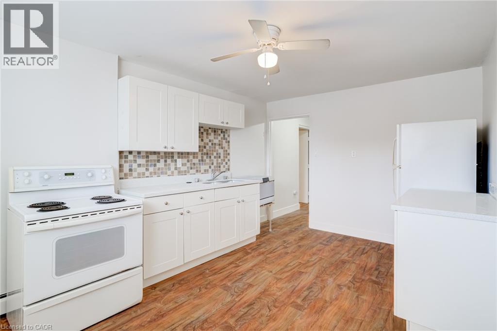 807 Robinson Street Unit# B, Burlington, Ontario  L7R 2L4 - Photo 7 - 40776657