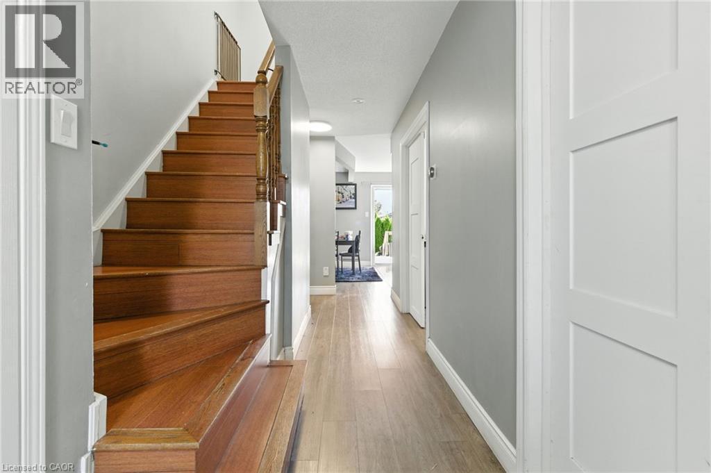 200 Woodhaven Place Unit# Upper, Hamilton, Ontario  L8W 3B1 - Photo 2 - 40776587