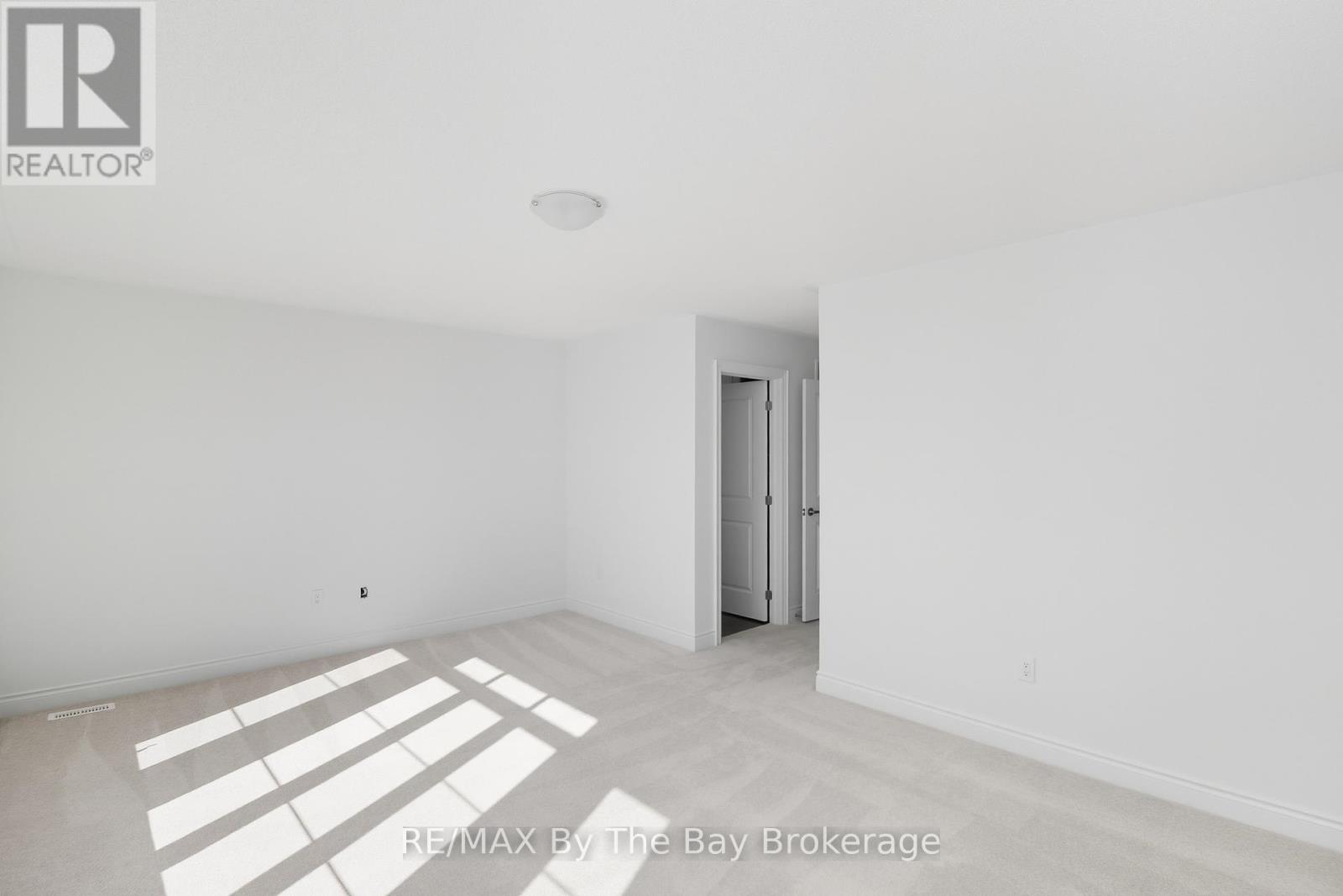 59 Amber Drive, Wasaga Beach, Ontario  L9Z 0R8 - Photo 31 - S12447317