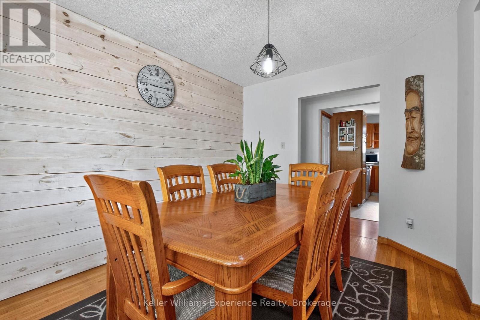 308 Assiniboia Street, Tay, Ontario  L0K 1R0 - Photo 11 - S12448747