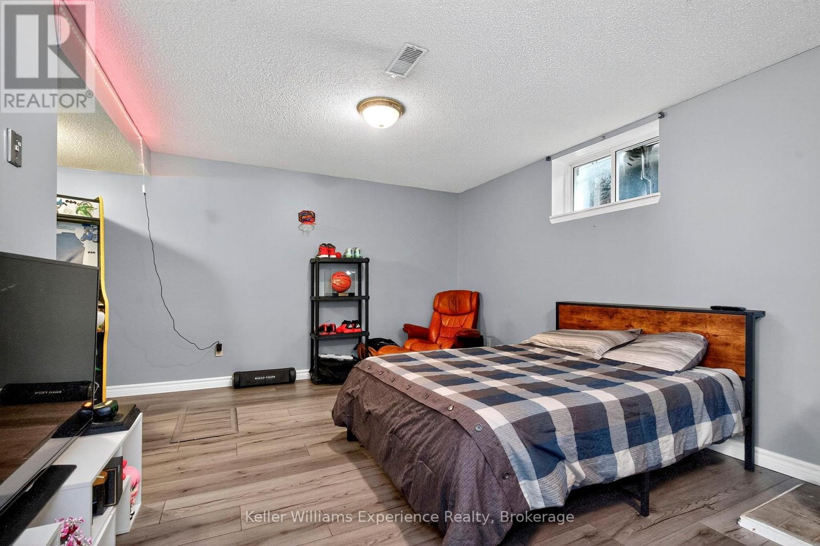 308 Assiniboia Street, Tay, Ontario  L0K 1R0 - Photo 21 - S12448747