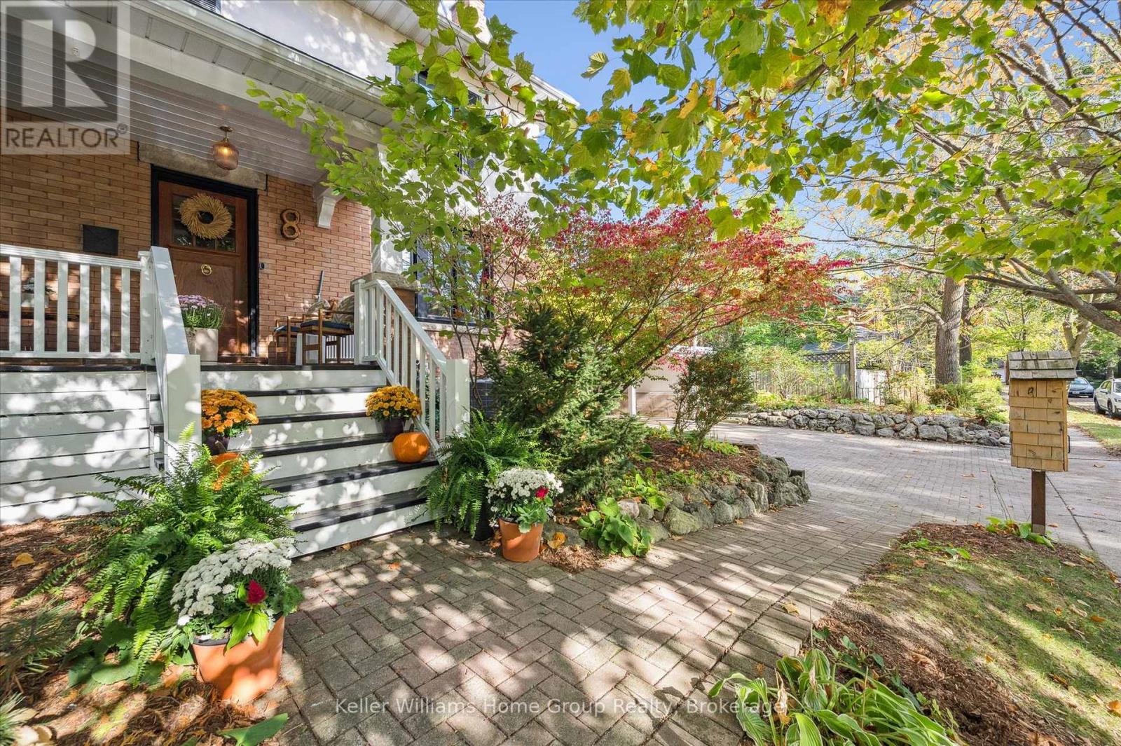 8 Crawford Street, Guelph, Ontario  N1G 1Z1 - Photo 4 - X12448990