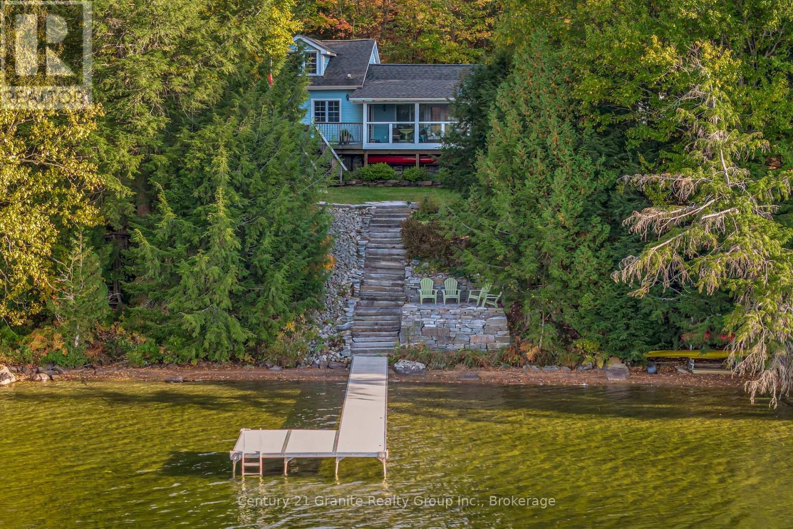 1050 Whiskey Jack Lane, Algonquin Highlands, Ontario  K0M 1S0 - Photo 1 - X12449083