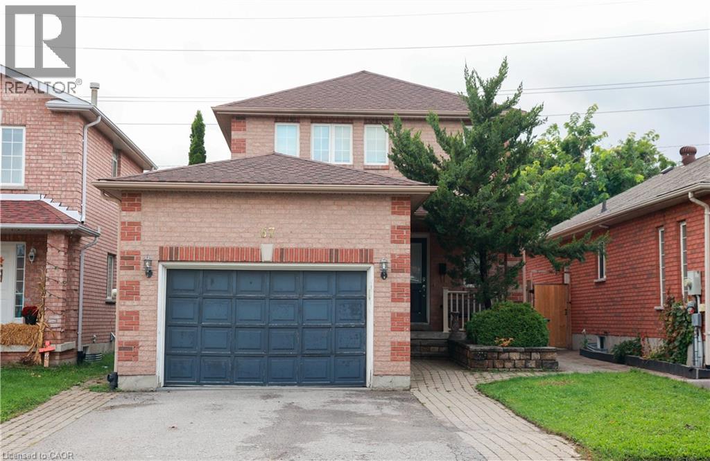 67 STOLLAR Boulevard, Barrie, Ontario