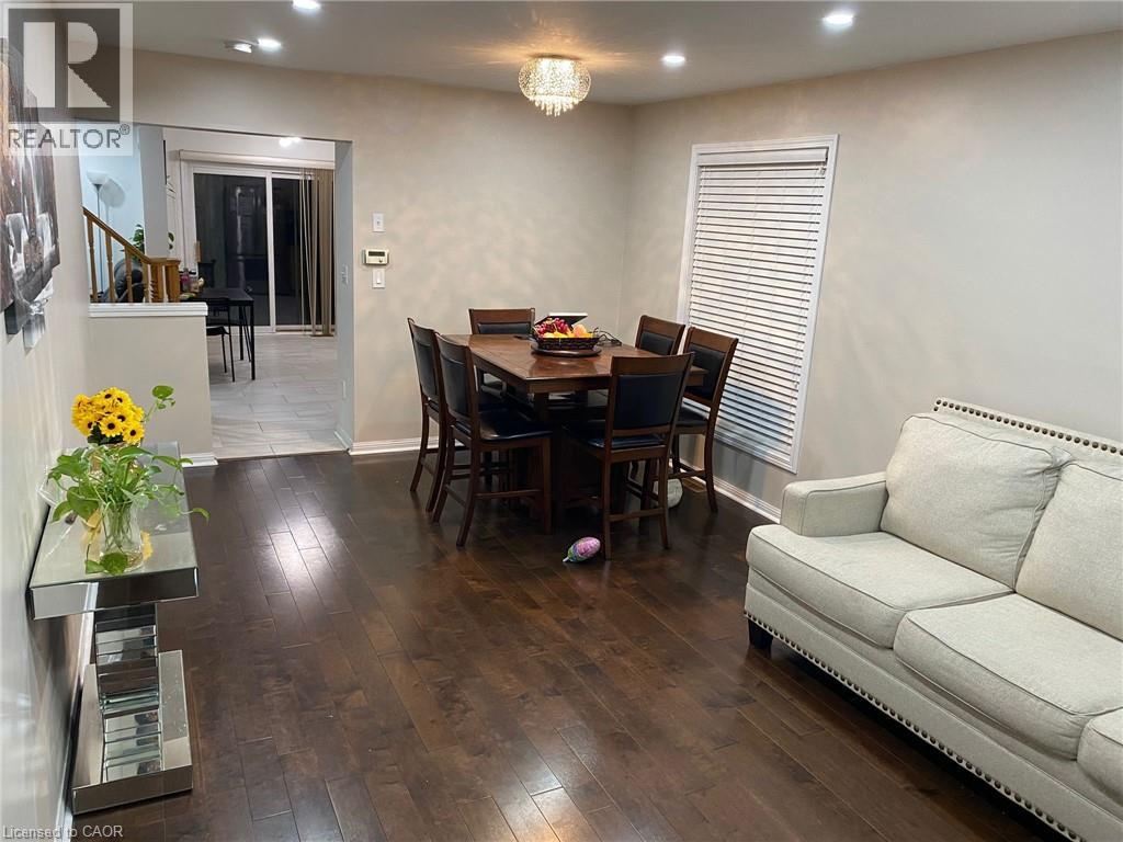 1025 Barclay Circle Unit# Upper, Milton, Ontario  L9T 5W5 - Photo 1 - 40777178