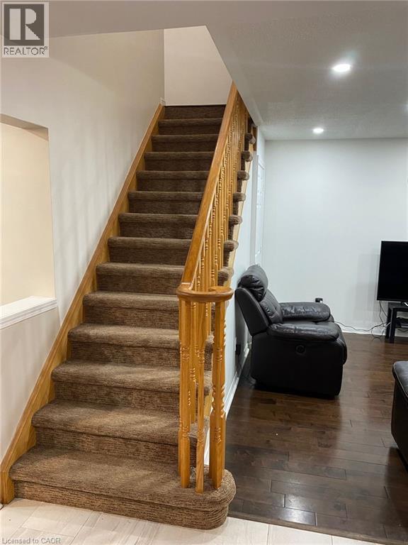 1025 Barclay Circle Unit# Upper, Milton, Ontario  L9T 5W5 - Photo 6 - 40777178