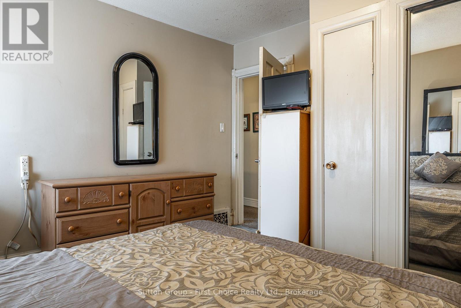 141 Perth Street, Stratford, Ontario  N5A 3Y1 - Photo 32 - X12449719