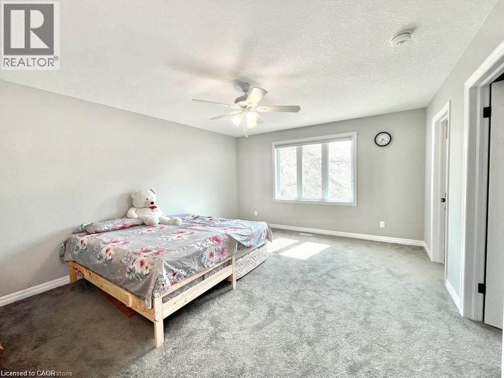 151 Otterbein Road, Kitchener, Ontario  N2B 0A8 - Photo 10 - 40777261
