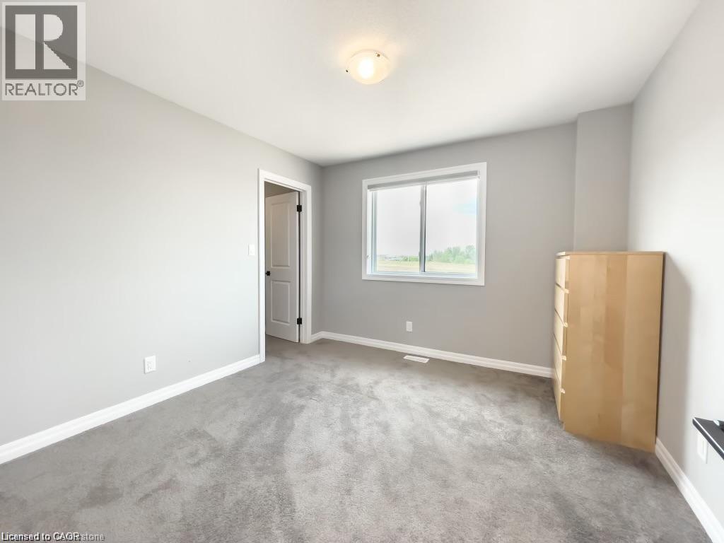 151 Otterbein Road, Kitchener, Ontario  N2B 0A8 - Photo 8 - 40777261