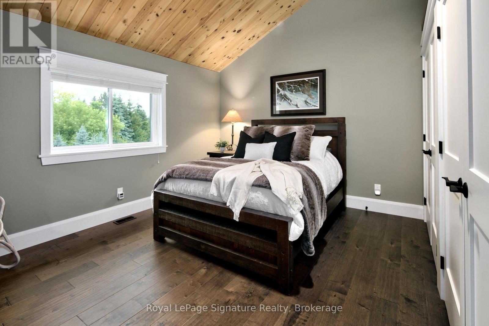 189 Brooker Boulevard, Blue Mountains, Ontario  L9Y 0L3 - Photo 16 - X12450091