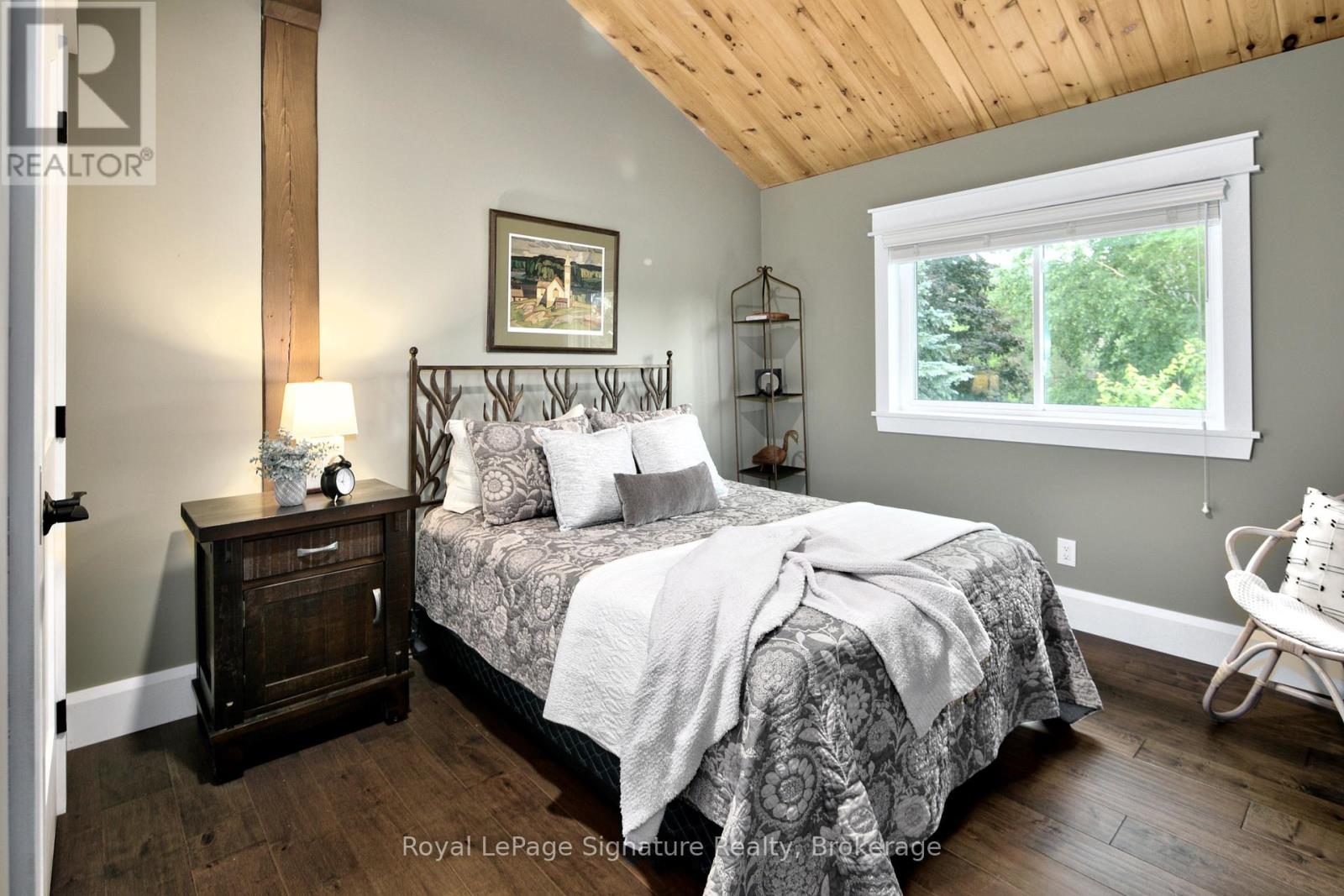 189 Brooker Boulevard, Blue Mountains, Ontario  L9Y 0L3 - Photo 18 - X12450091