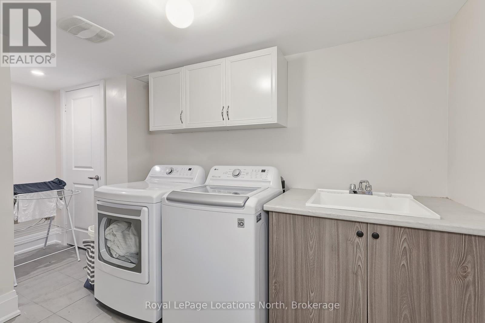 143 Springside Crescent, Blue Mountains, Ontario  L9Y 5J6 - Photo 41 - X12451159