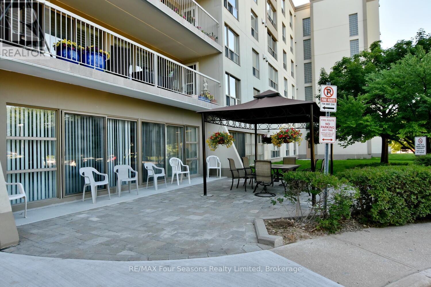 505 - 172 Eighth Street, Collingwood, Ontario  L9Y 4T2 - Photo 3 - S12451550