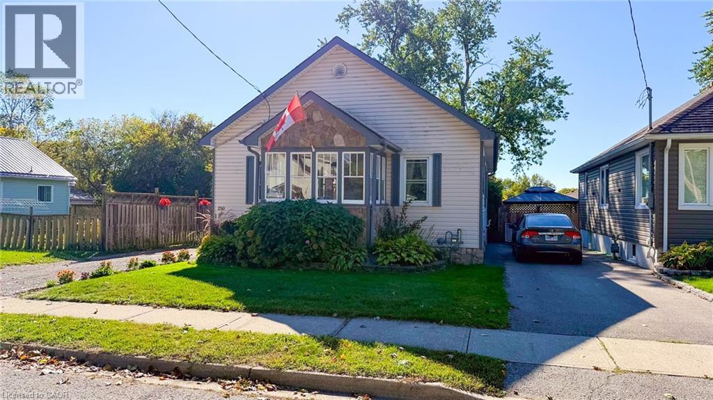 250 GROVE Street, Simcoe, Ontario