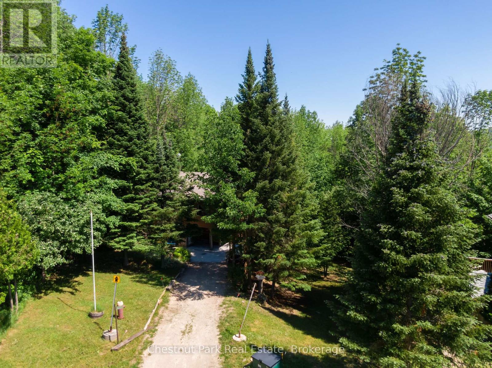 125 Kimberley Court, Grey Highlands, Ontario  N0C 1G0 - Photo 3 - X12452241