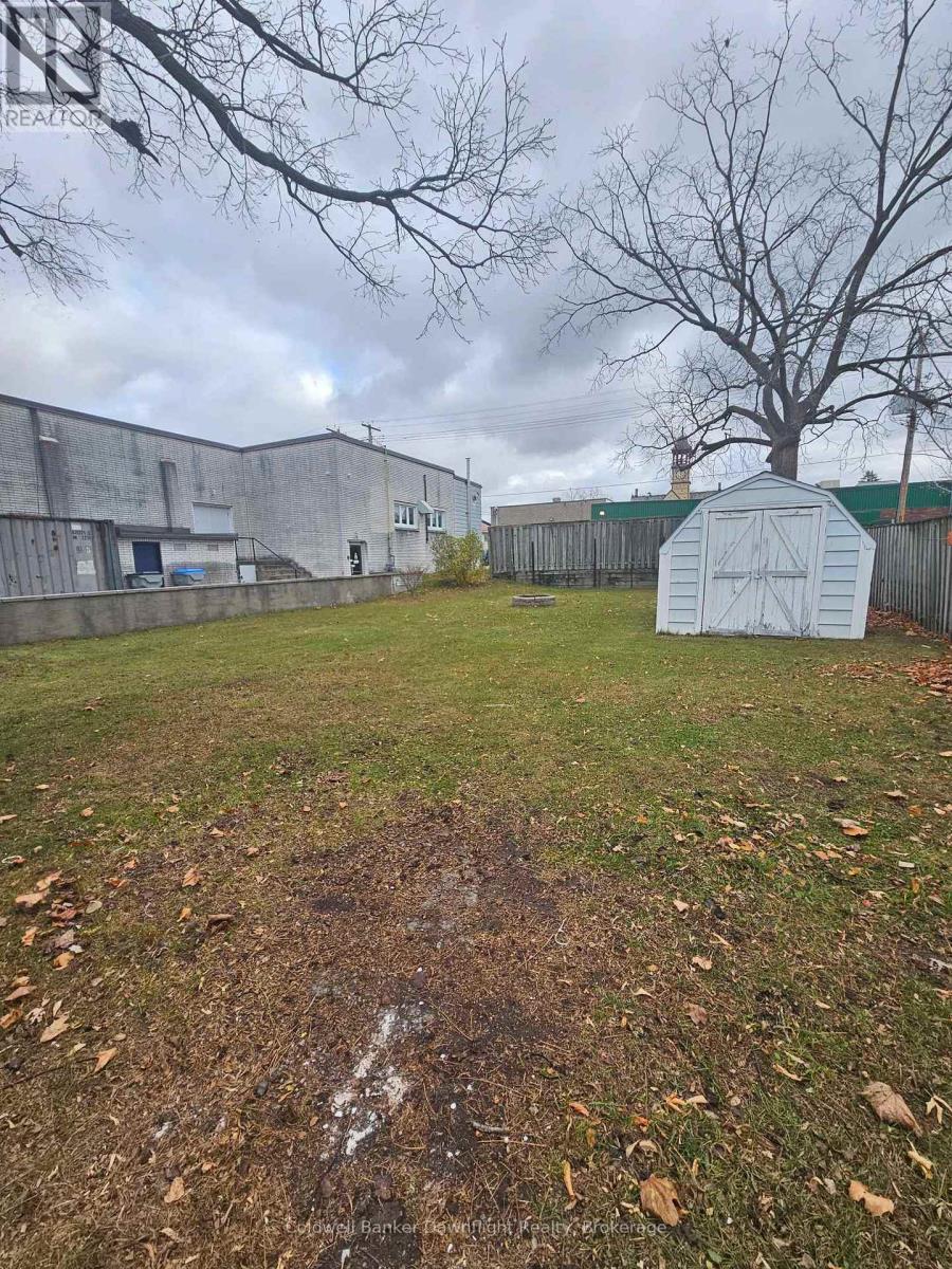 322 William Street, South Huron, Ontario  N0M 1S2 - Photo 11 - X12452532
