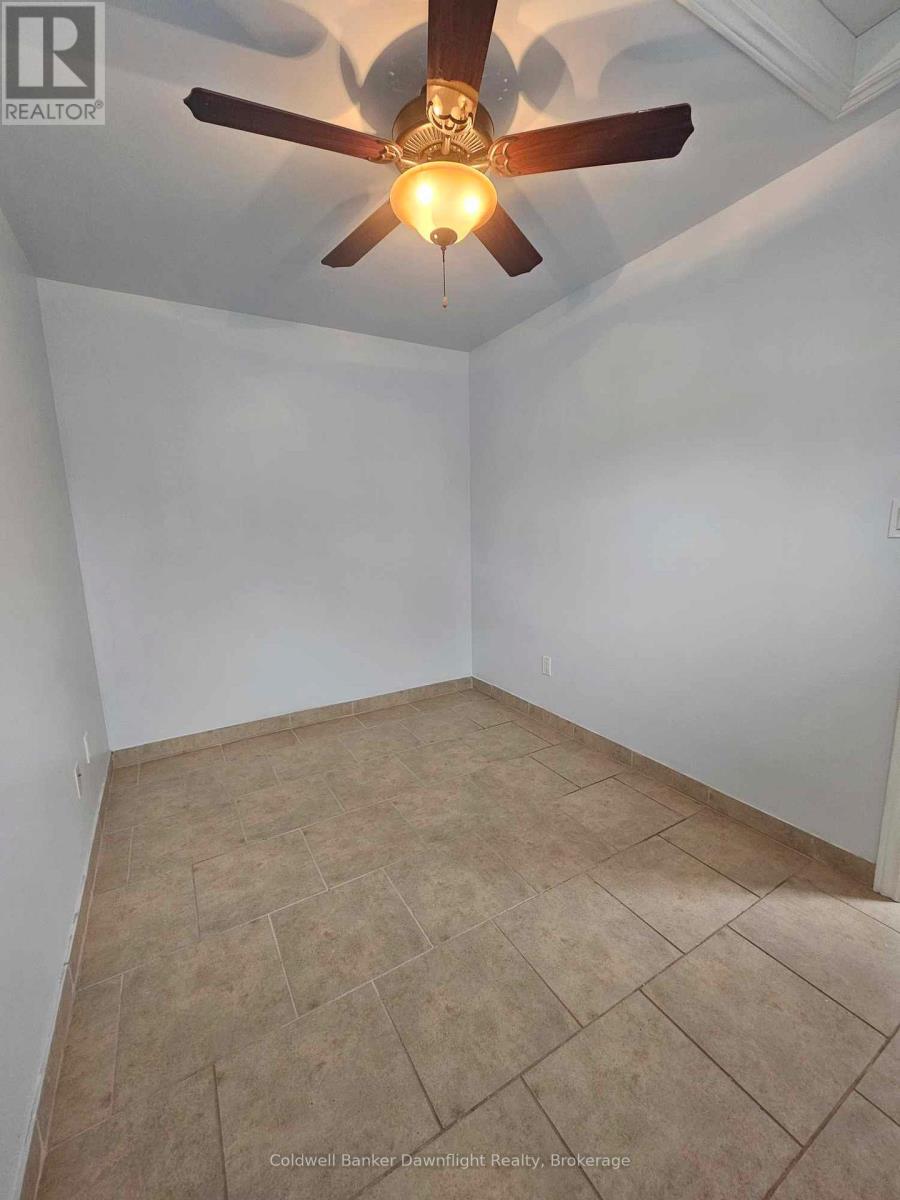322 William Street, South Huron, Ontario  N0M 1S2 - Photo 8 - X12452532
