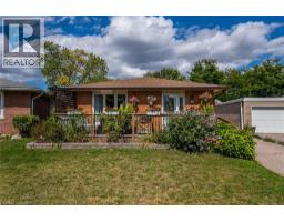 77 ROBERTS Crescent, Kitchener, Ontario