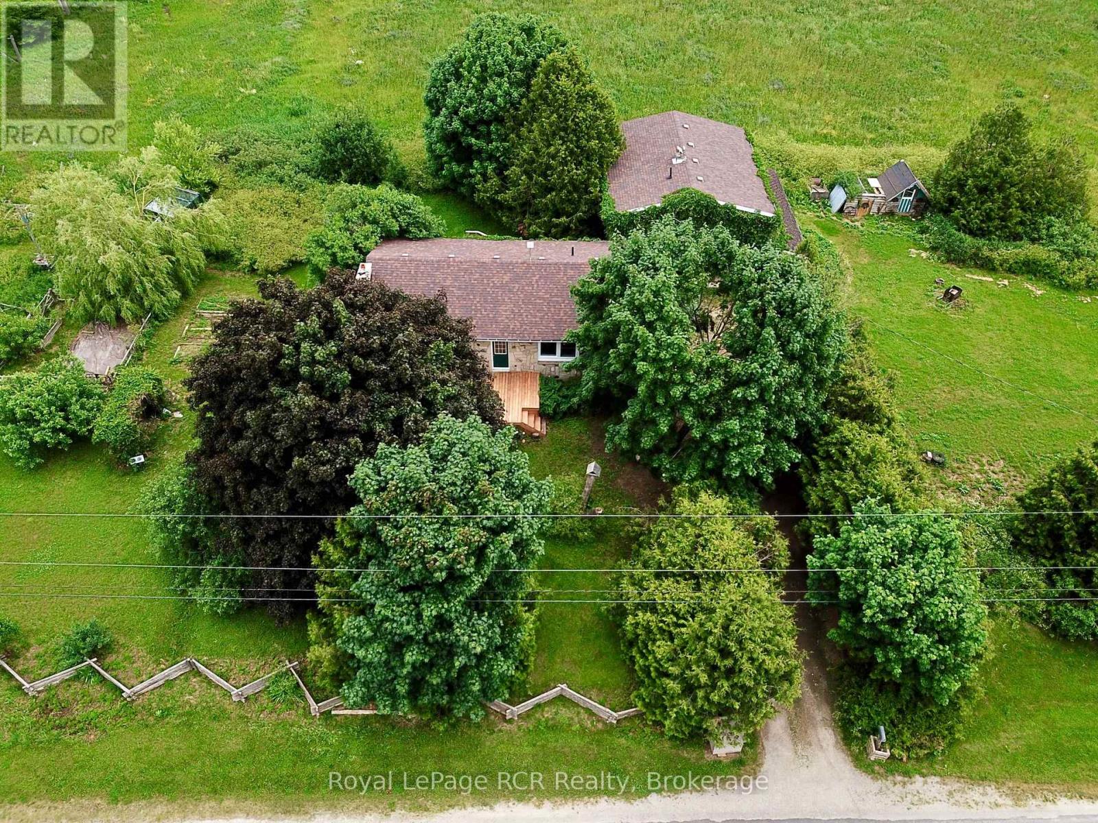 158 Forty Hills Road, Northern Bruce Peninsula, Ontario  N0H 1W0 - Photo 4 - X12452762