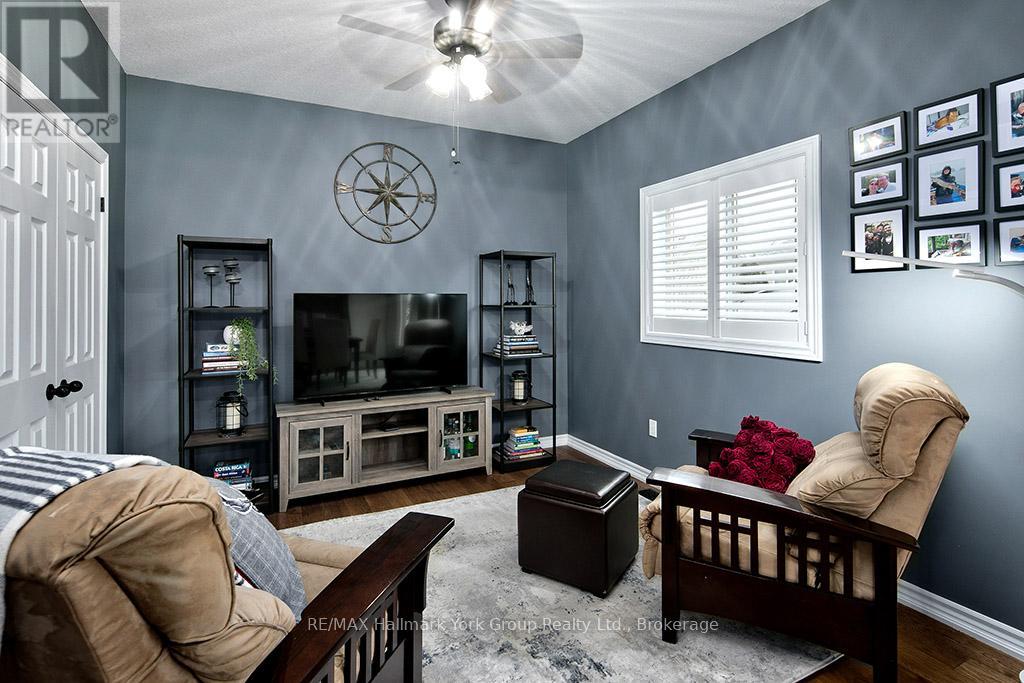 34 Davis Street, Collingwood, Ontario  L9Y 0C8 - Photo 17 - S12453535