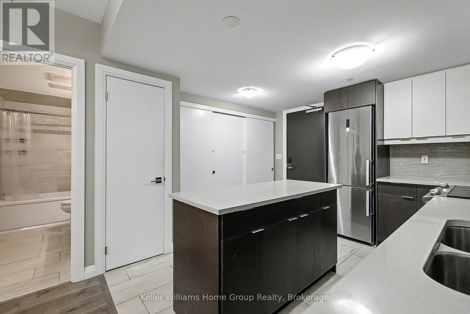 205 - 63 Arthur Street S, Guelph, Ontario  N1E 0A8 - Photo 11 - X12453721