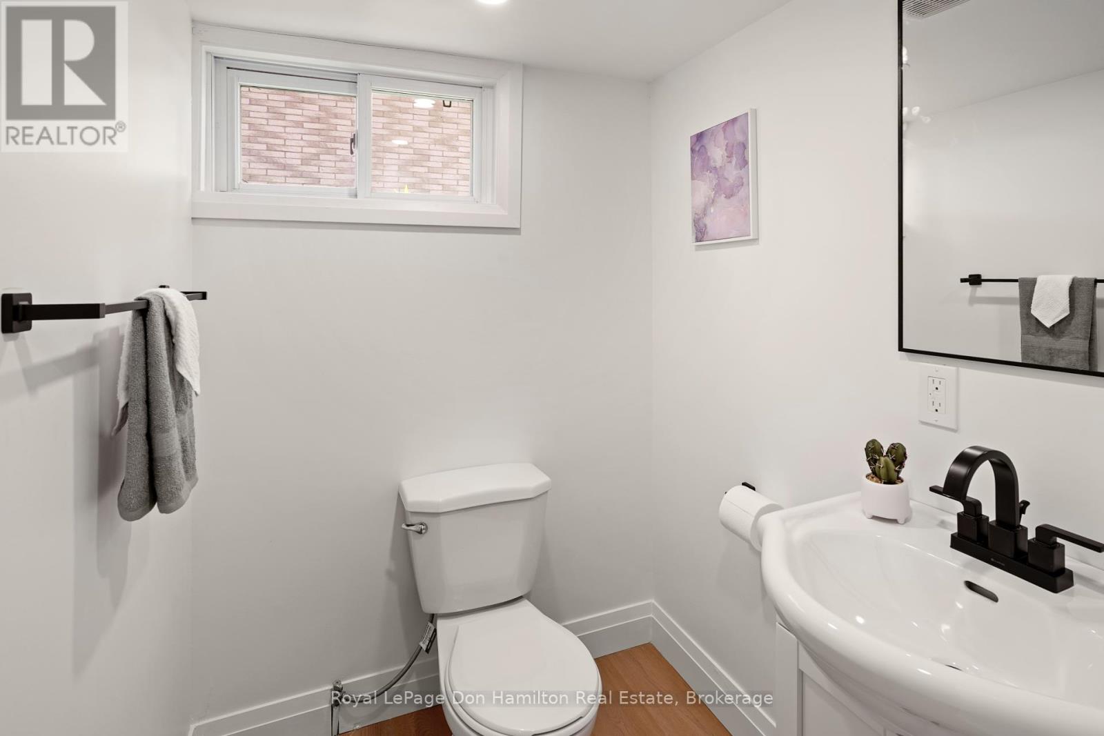 1642 Mardell Street, London East, Ontario  N5V 1X4 - Photo 42 - X12453900