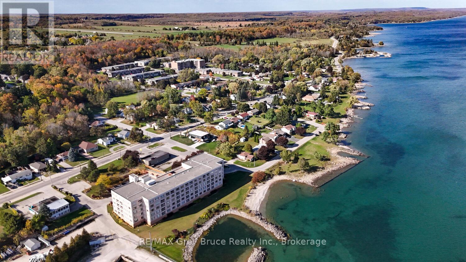 2555 Unit 410 3rd Ave Avenue, Owen Sound, Ontario  N4K 6T8 - Photo 3 - X12453912