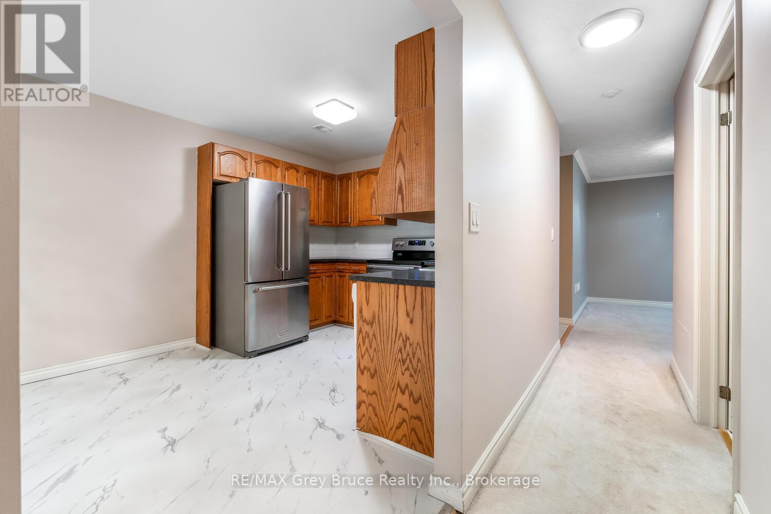 2555 Unit 410 3rd Ave Avenue, Owen Sound, Ontario  N4K 6T8 - Photo 30 - X12453912