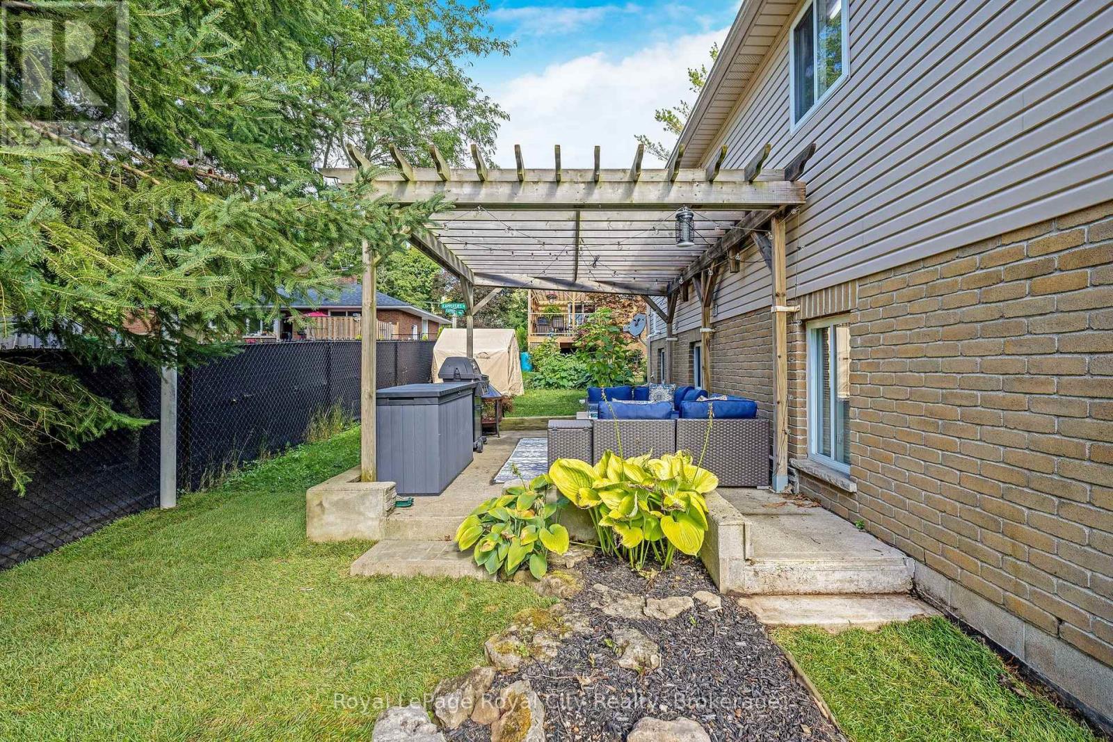 151 Queen Street, Guelph/eramosa, Ontario  N0B 2K0 - Photo 31 - X12453948