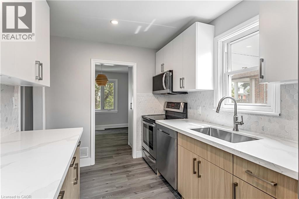 44 West 4th Street Unit# Upper Level, Hamilton, Ontario  L9C 3M4 - Photo 12 - 40777748