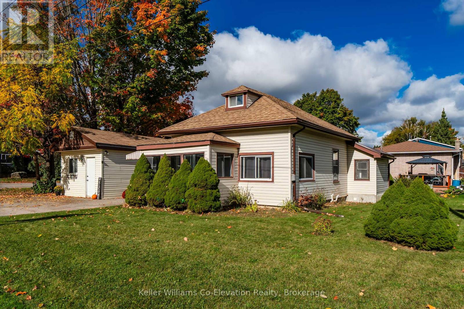 808 Quebec Street, Midland, Ontario  L4R 1E9 - Photo 1 - S12454754