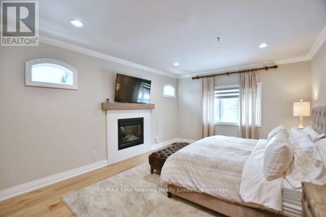 129 Blueski George Crescent, Blue Mountains, Ontario  L9Y 0S9 - Photo 25 - X12454792