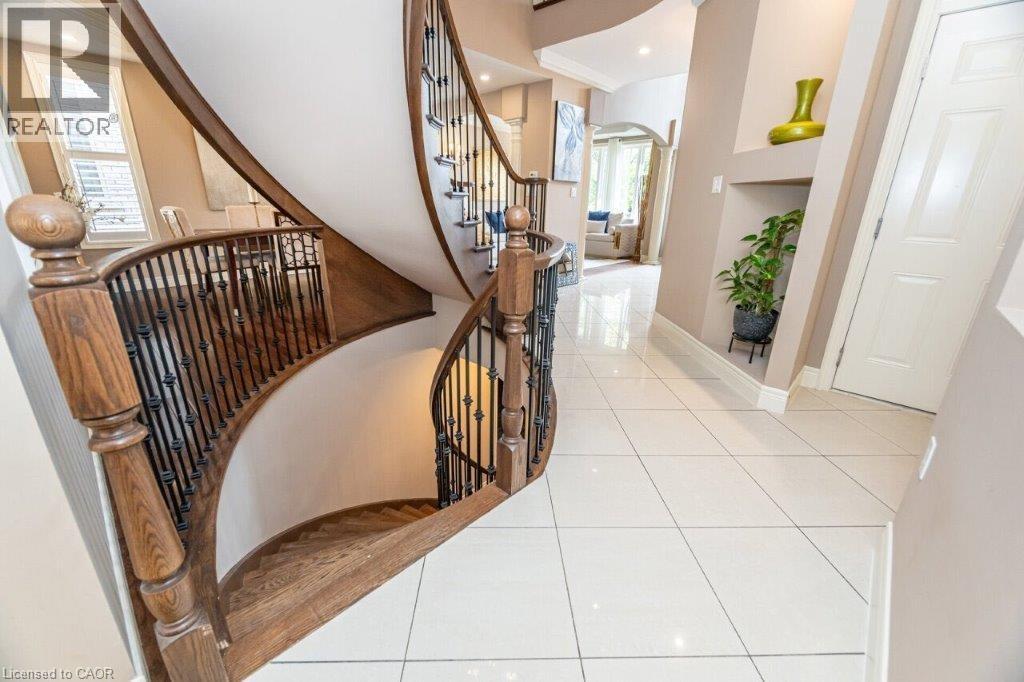 9 Lorupe Court, Hamilton, Ontario  L9G 0B4 - Photo 34 - 40777959
