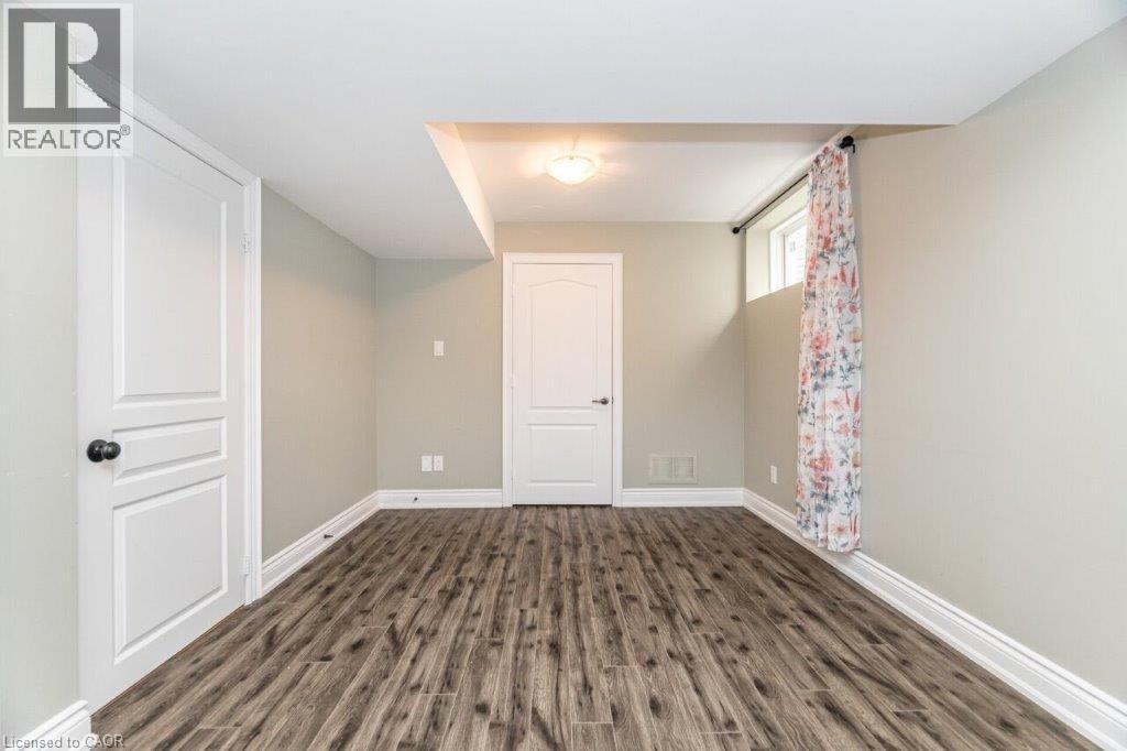9 Lorupe Court, Hamilton, Ontario  L9G 0B4 - Photo 40 - 40777959