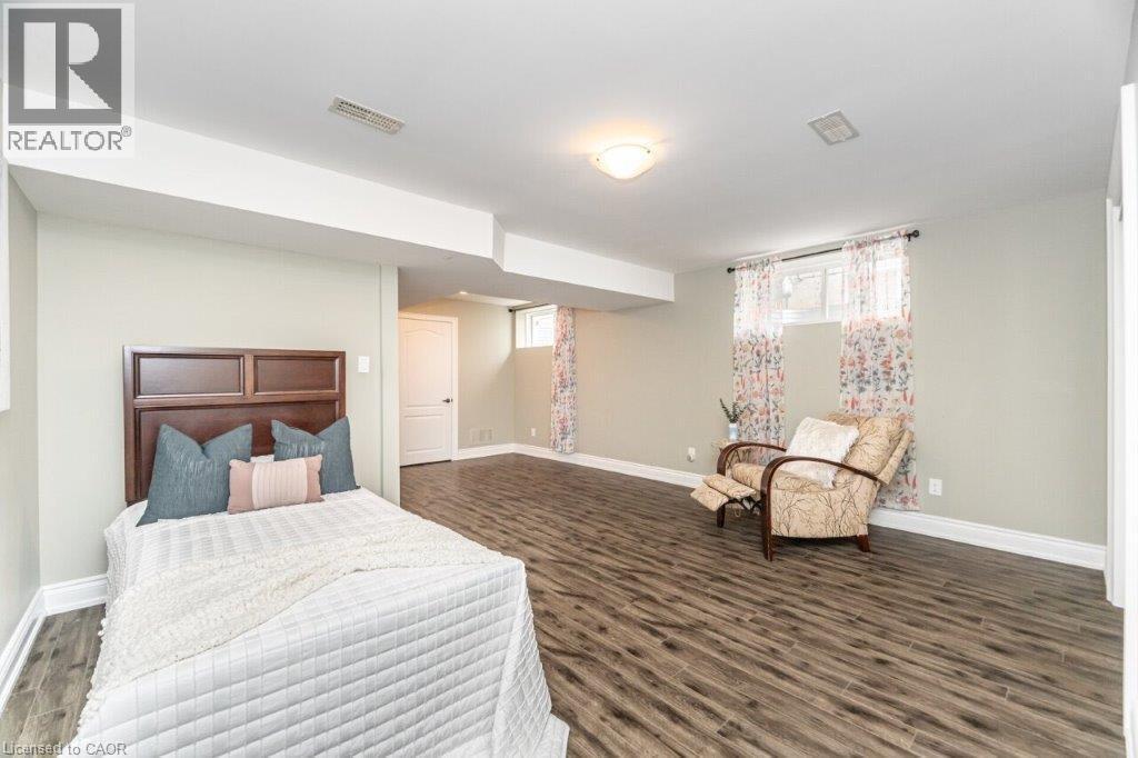 9 Lorupe Court, Hamilton, Ontario  L9G 0B4 - Photo 41 - 40777959