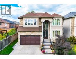 9 LORUPE Court, Hamilton, Ontario