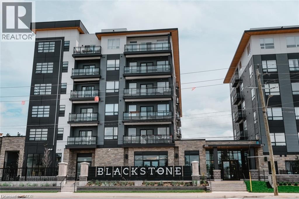 243 NORTHFIELD Drive Unit# 402, Waterloo, Ontario