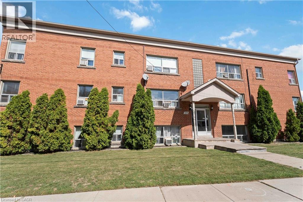 2189 King Street E Unit# 2, Hamilton, Ontario  L8K 1W8 - Photo 3 - 40777249
