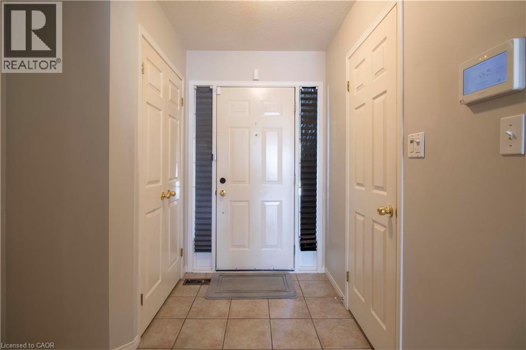 26 Kendrick Court, Ancaster, Ontario  L9G 5A4 - Photo 2 - 40777763