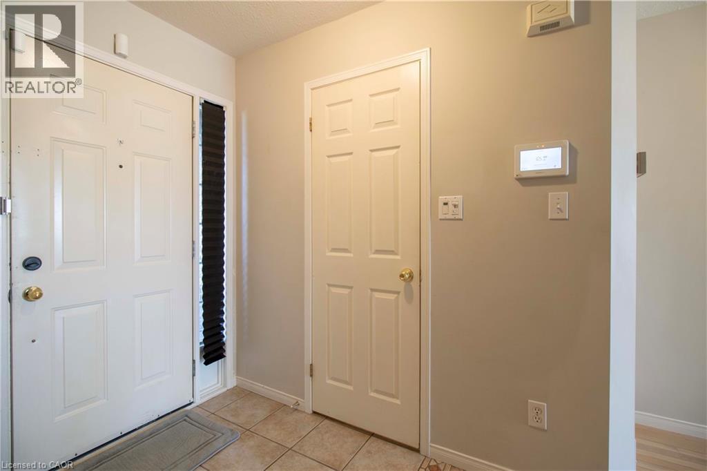 26 Kendrick Court, Ancaster, Ontario  L9G 5A4 - Photo 3 - 40777763