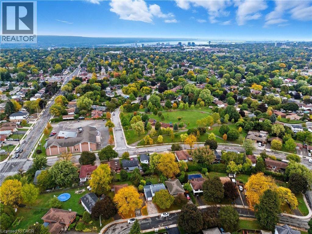 111 Britten Close, Hamilton, Ontario  L9C 4K1 - Photo 47 - 40770439