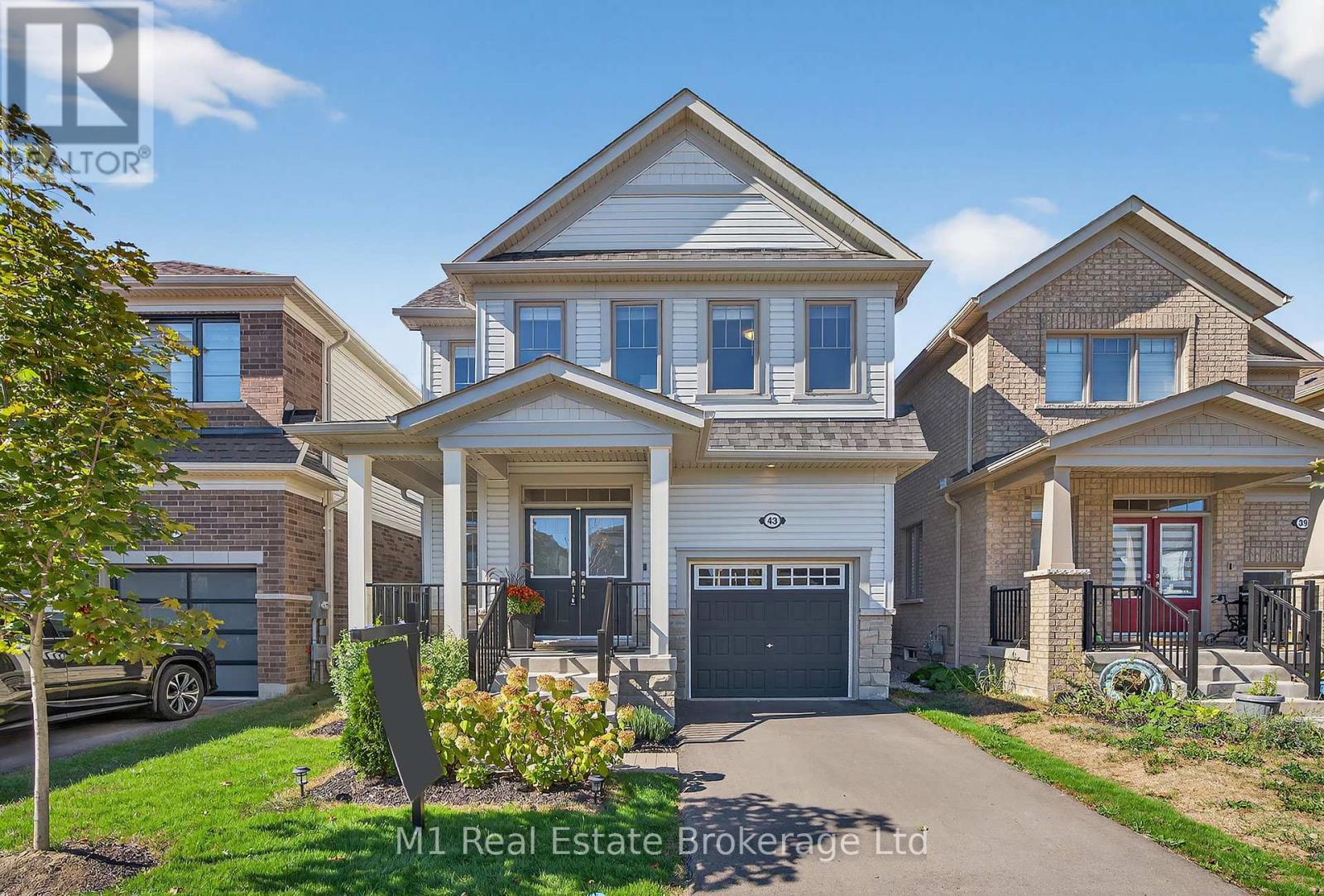 43 HARPIN WAY W, Centre Wellington, Ontario