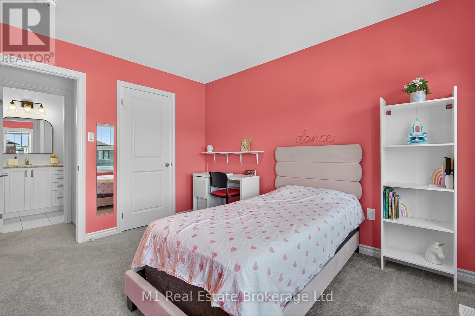43 Harpin Way W, Centre Wellington, Ontario  N1M 0H7 - Photo 29 - X12454888