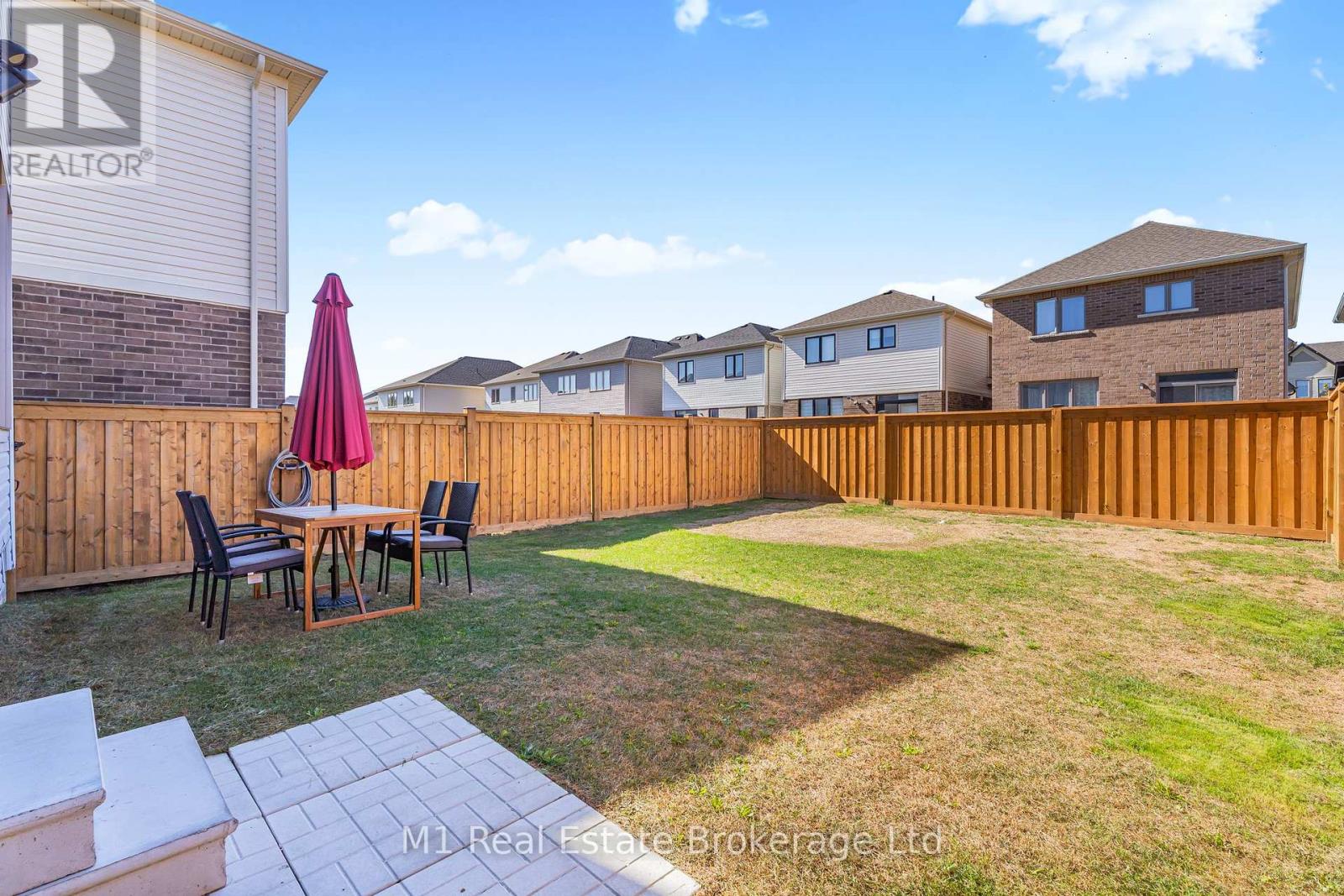 43 Harpin Way W, Centre Wellington, Ontario  N1M 0H7 - Photo 34 - X12454888