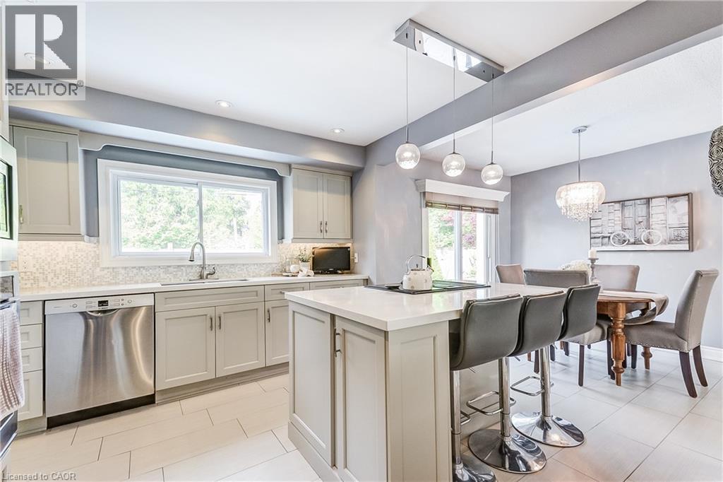 5203 Broughton Crescent, Burlington, Ontario  L7L 3C1 - Photo 11 - 40775605